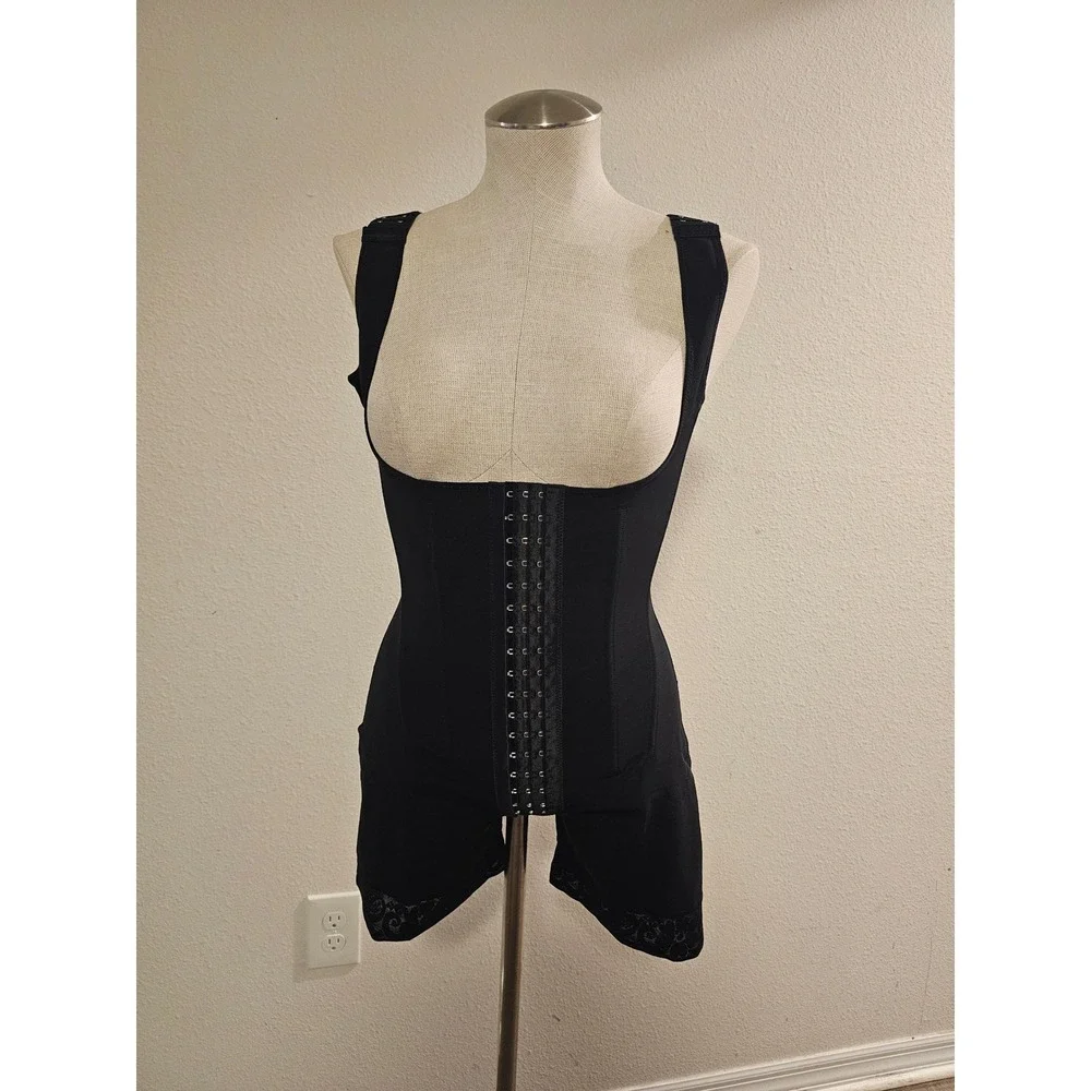 Medium Black Full Body Shapewear Bodysuit With Lace Trim
